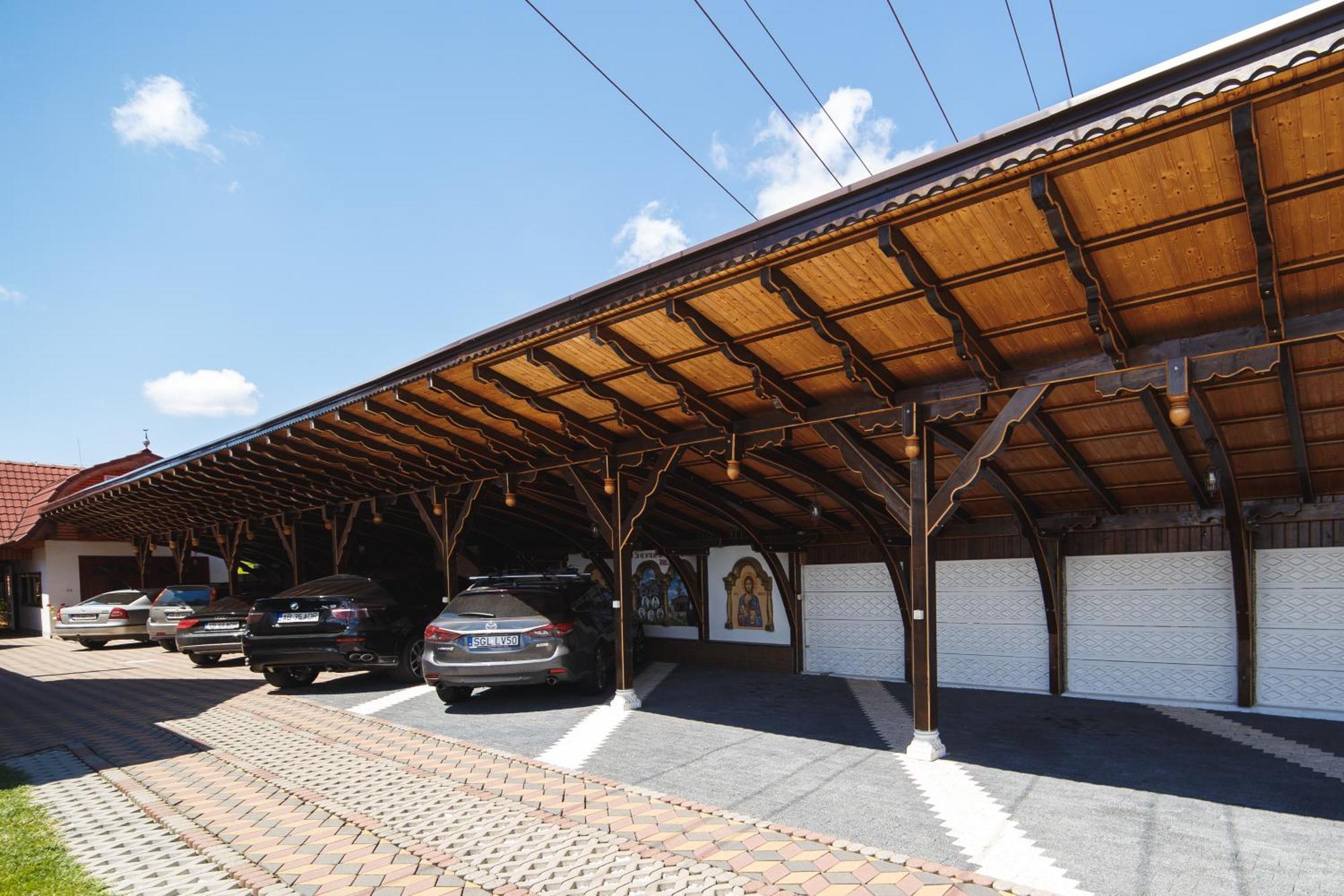 Vila Adr Petresti Екстериор снимка